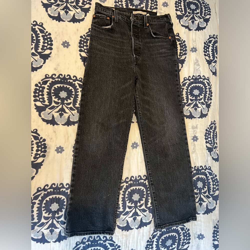 Levis ribcage straight ankle jeans